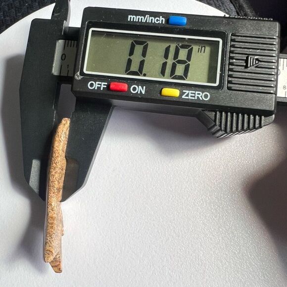 Jasper Mini Fish Carving‎ Sculpture - Picture 8 of 10